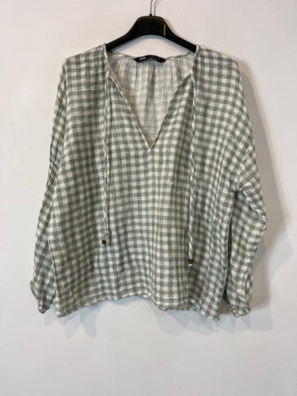 ZARA. Checkered cotton blouse. TS