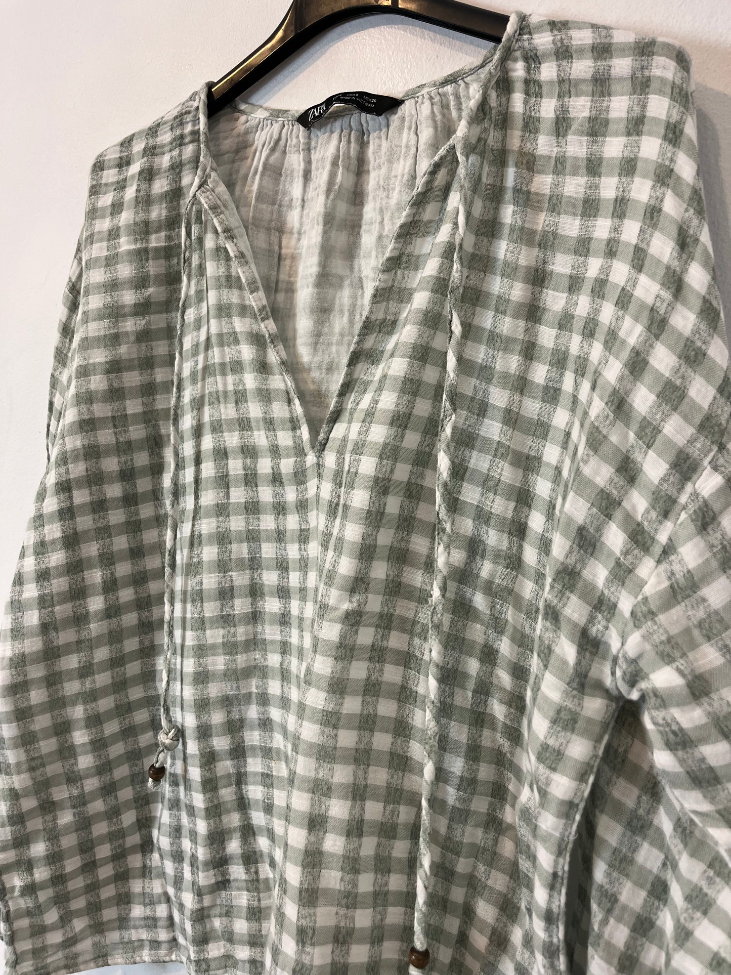 ZARA. Checkered cotton blouse. TS