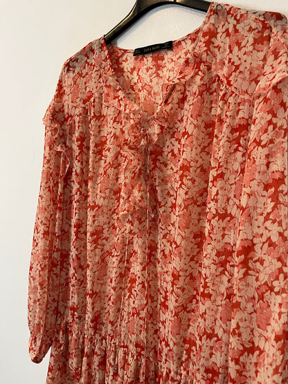 ZARA. Red floral dress. TS ji