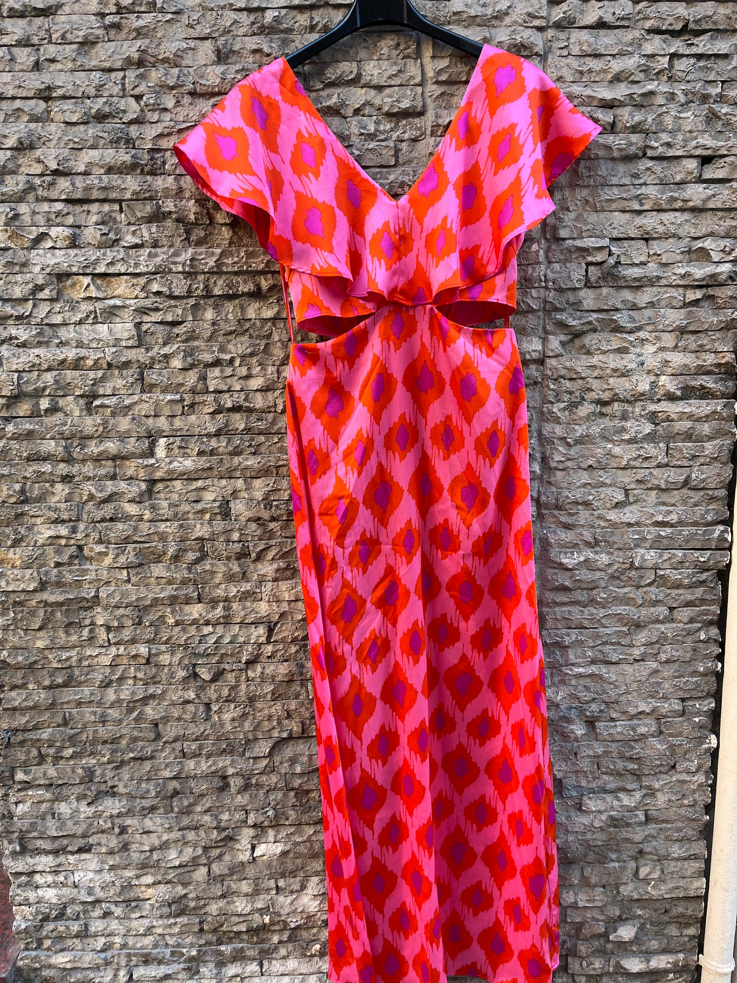 SCALPERS. Vestido largo aberturas fucsias. T S