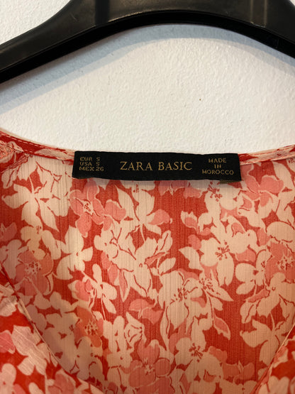 ZARA. Red floral dress. TS ji