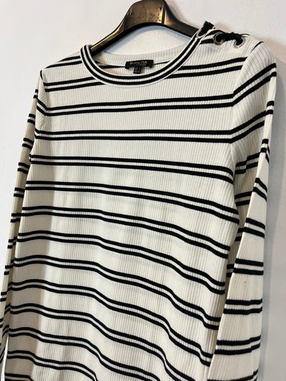 MASSIMO DUTTI. Top canalé rayas detalle hombro. T S