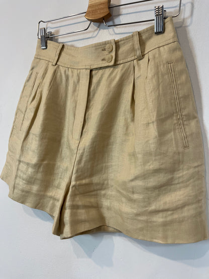 MANGO. Beige linen Bermuda shorts. T 36