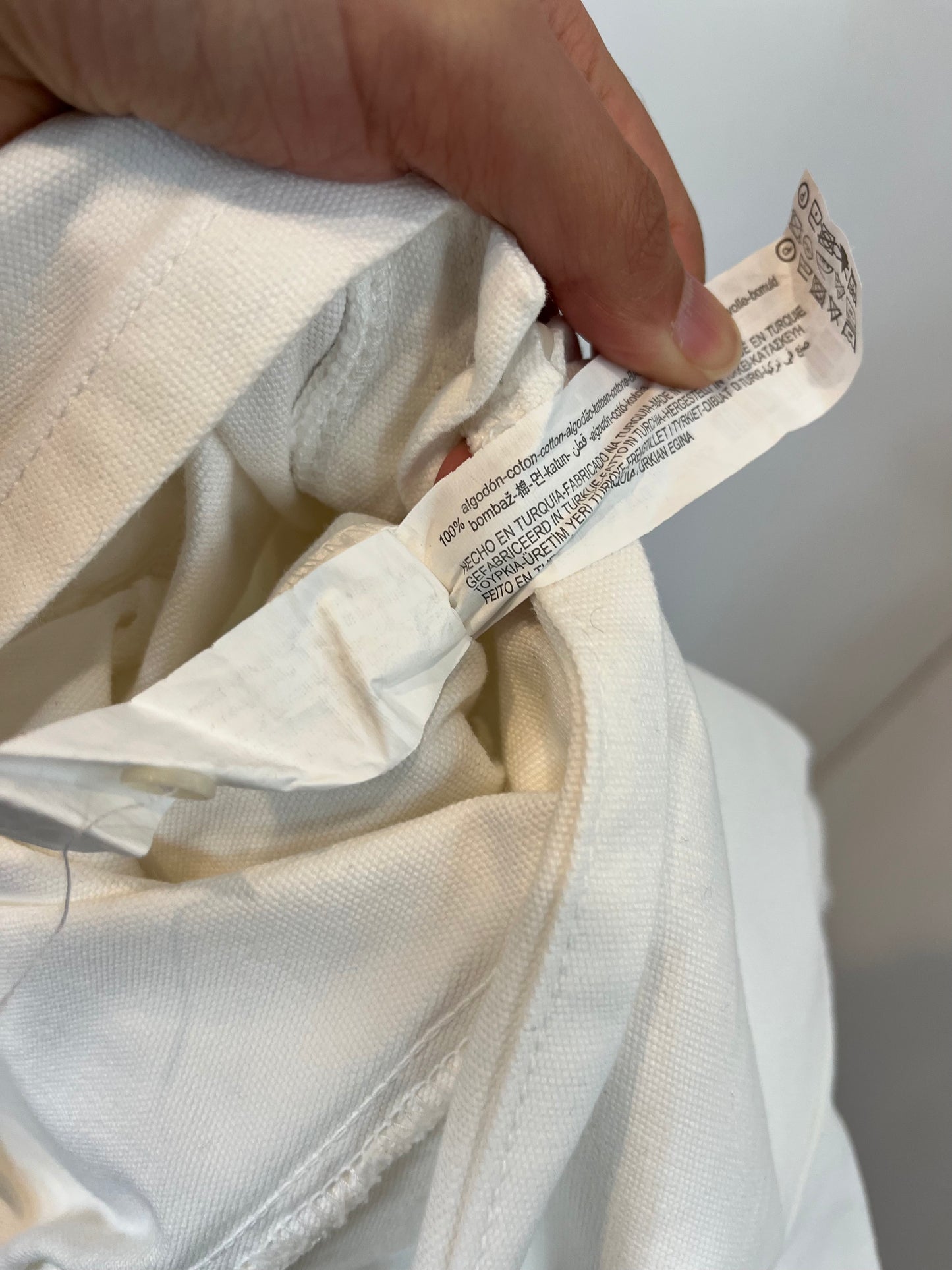 ZARA. White jumpsuit with sleeve detail. TS