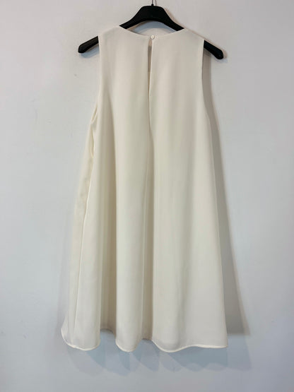 ZARA. Flowing white short dress. TS