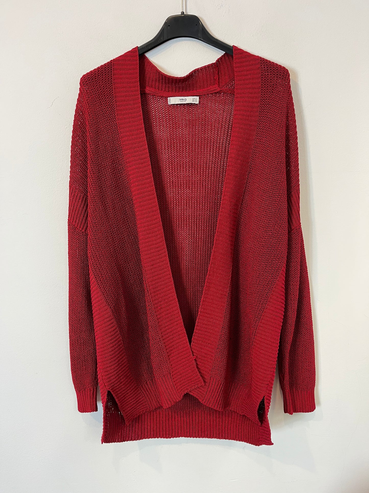 MANGO. Chaqueta hilo fluida color vino. T S