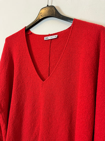 ZARA. Top punto rojo textura. T S