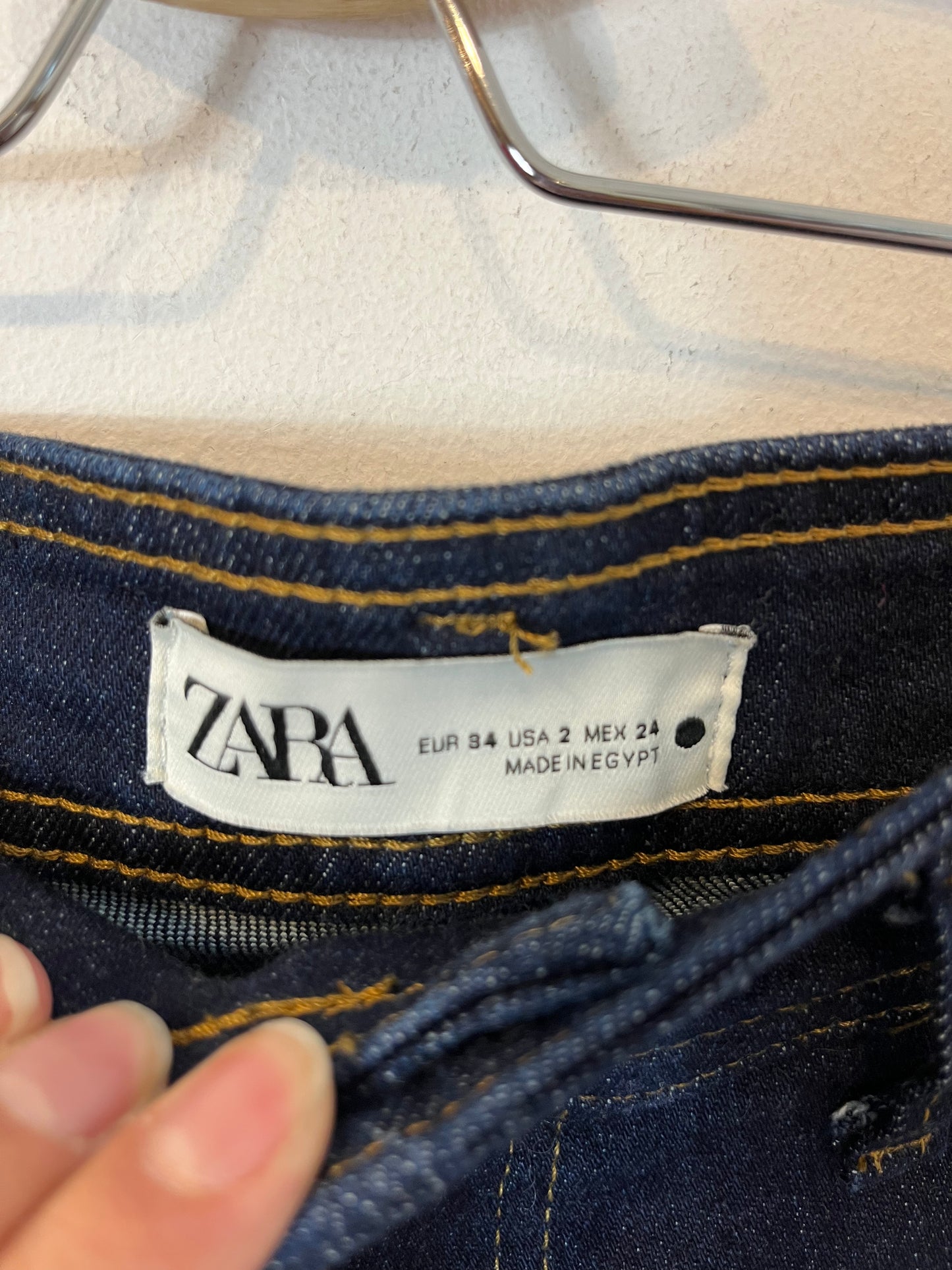 ZARA. Denim pata ancha bolsillos .T 34