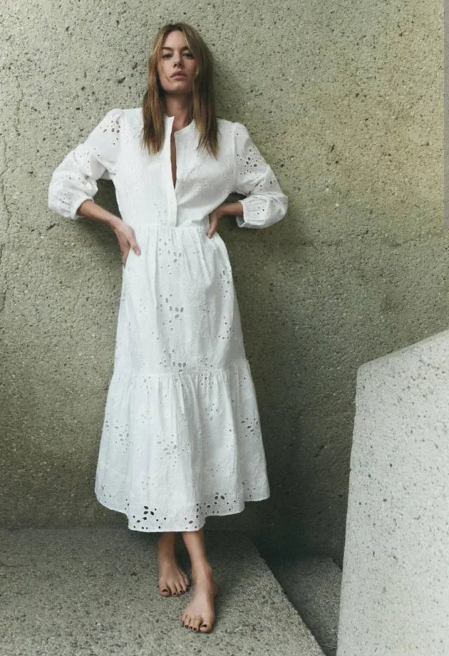 ZARA. Vestido largo blanco de encaje