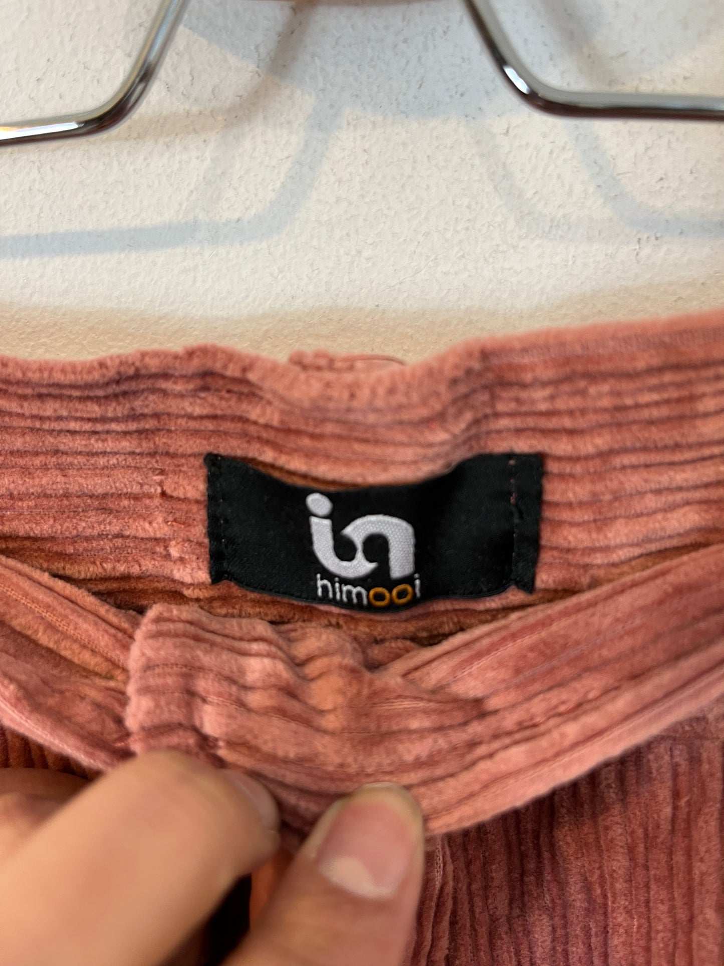 HIMOOI. Total look chaqueta y pantalón pana rosa. T S