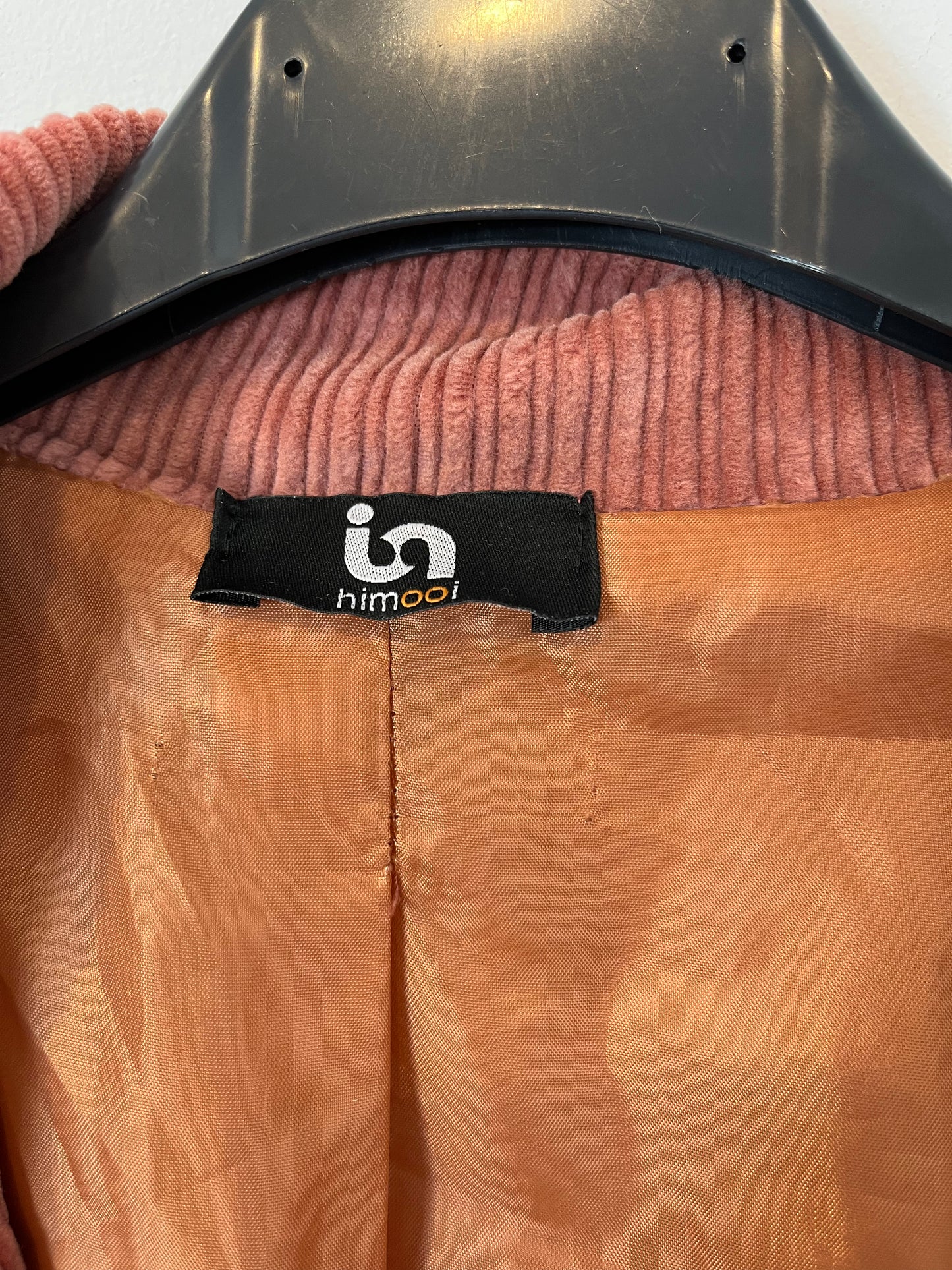 HIMOOI. Total look chaqueta y pantalón pana rosa. T S