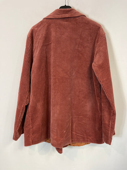 HIMOOI. Total look chaqueta y pantalón pana rosa. T S