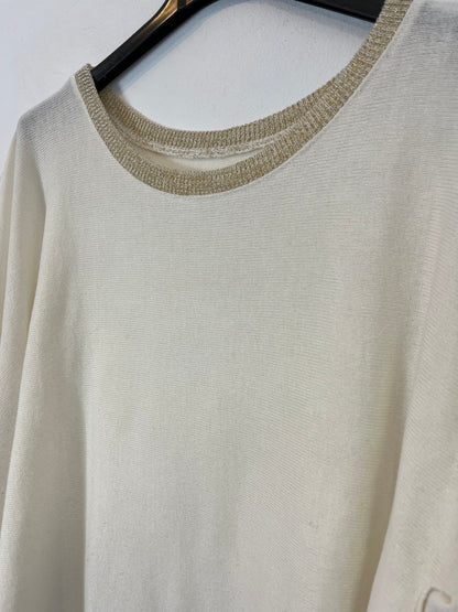 OTRAS. Top punto color crudo detalle manga. T M