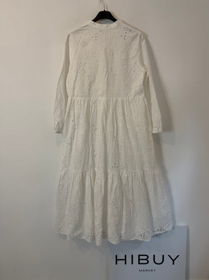 ZARA. Vestido largo blanco de encaje