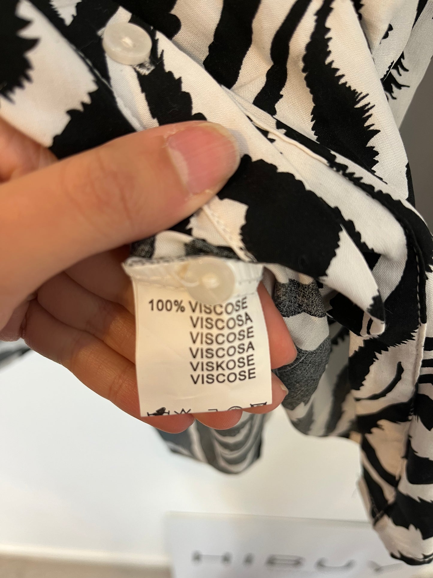 BOTELI. Blusa fluida bicolor. T 40