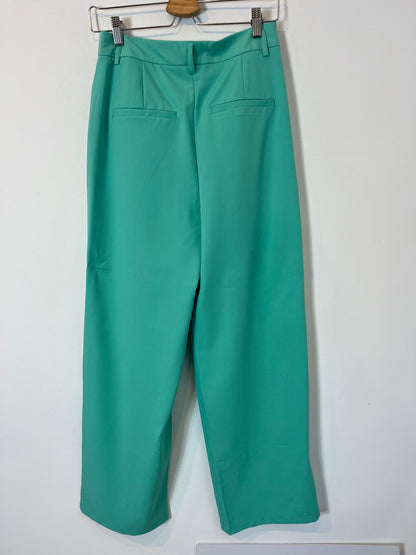 PIECES. Pantalón verde agua. T M
