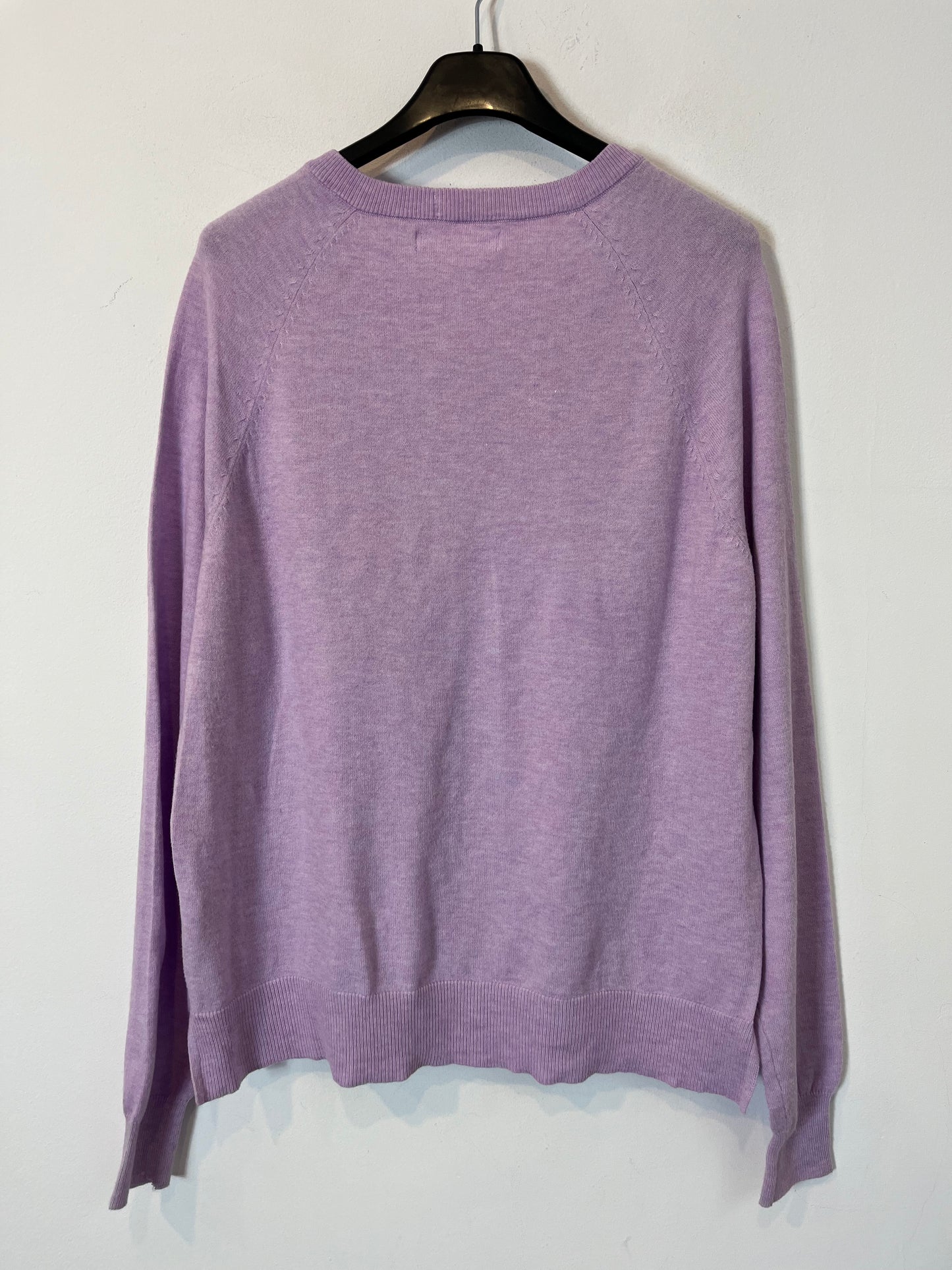 PRIMARK. Jersey malva cuello pico. T S