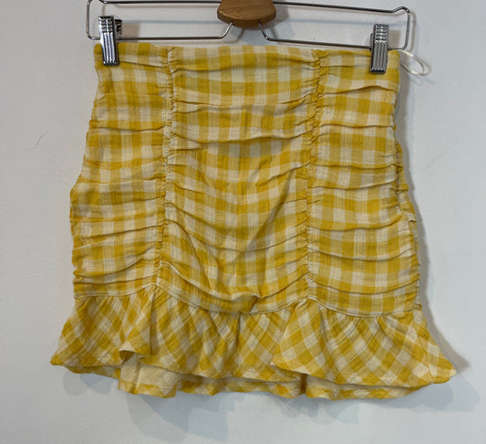 ZARA. Checkered mini skirt. TS