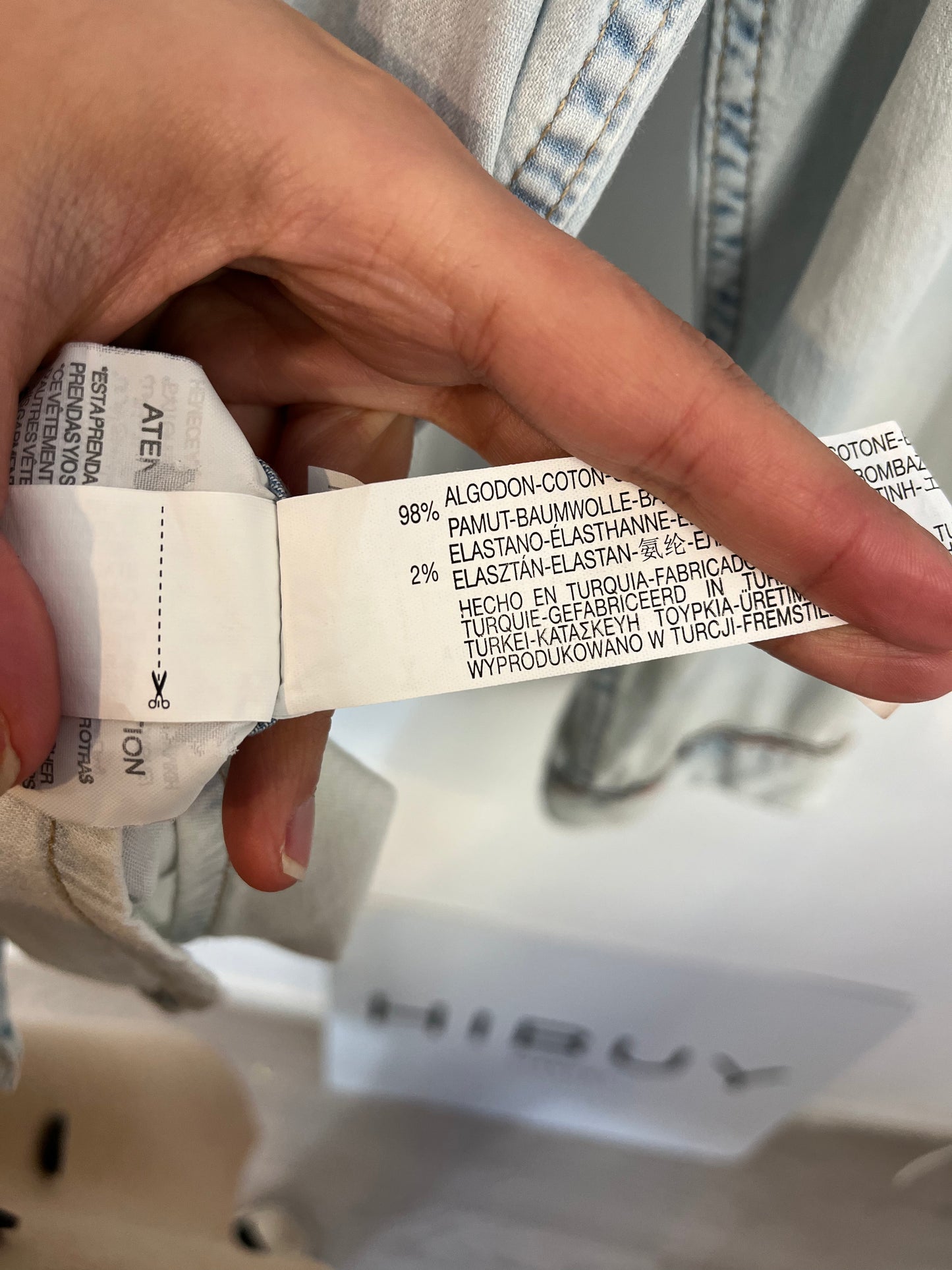 ZARA. Flowy denim shirt with details. Size XS