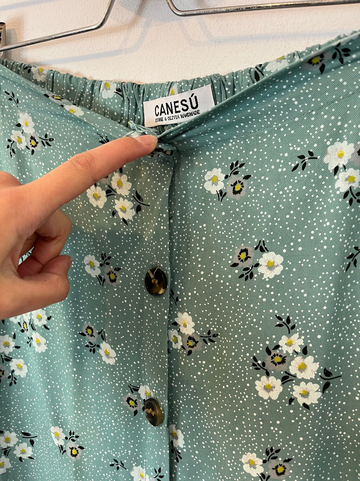 CANESÚ. Falda midi abotonada estampada. T S