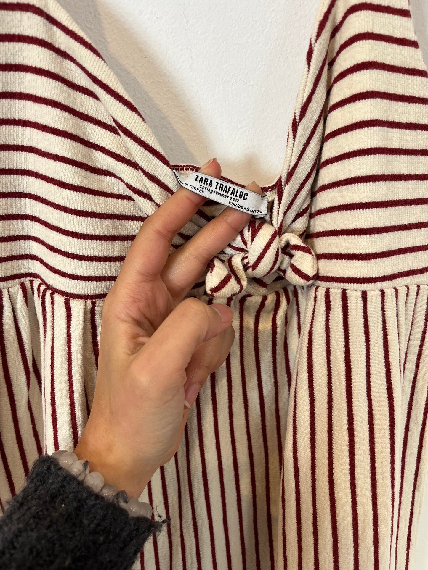 ZARA. Vestido midi textura rayas. T S