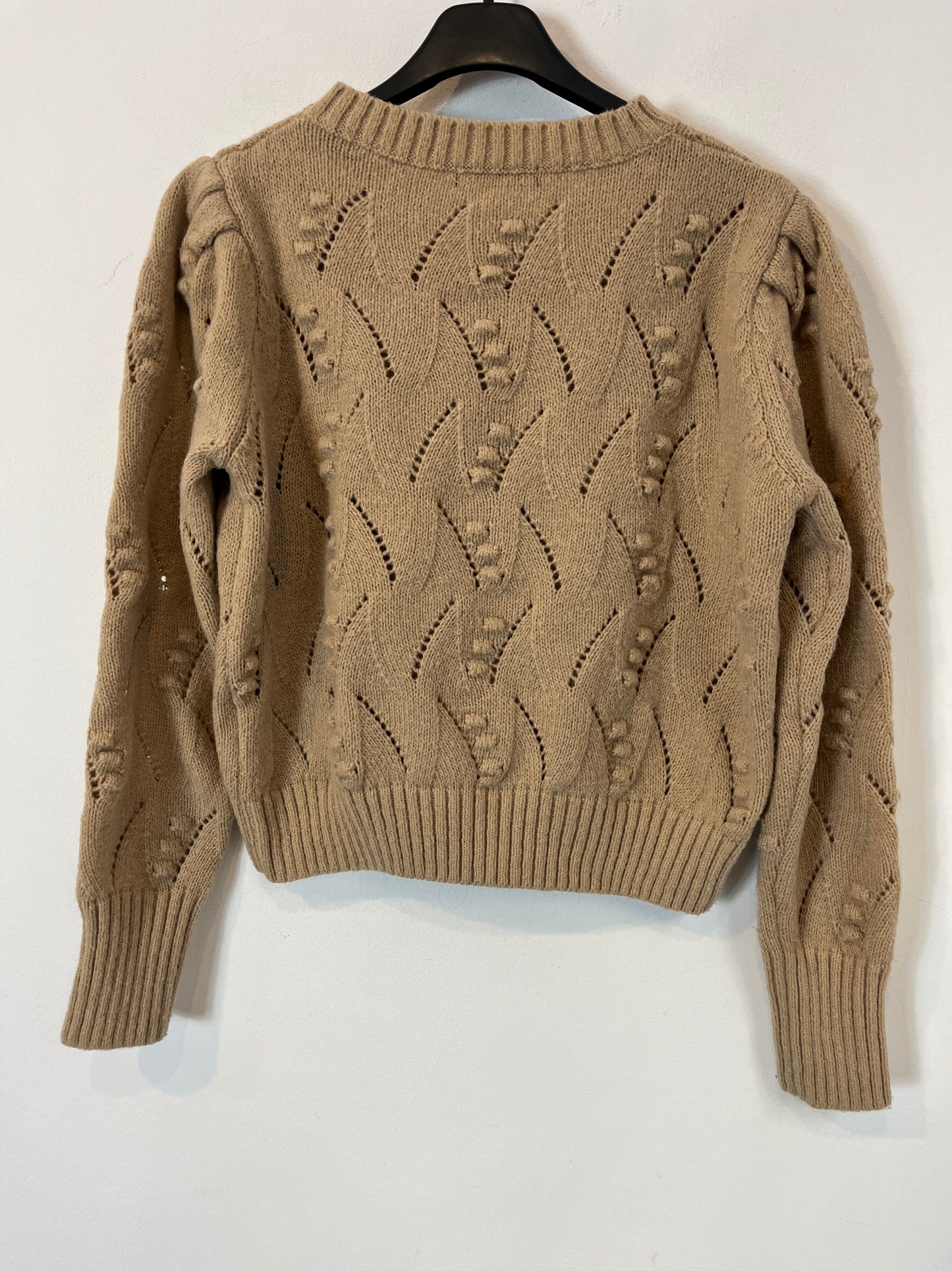 SHEIN. Beige bodoque sweater. T.S.