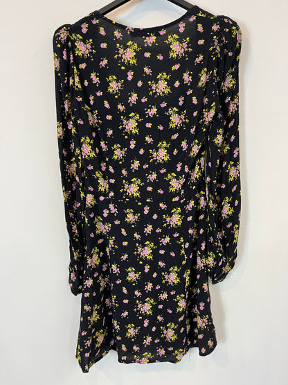 ZARA. Short black floral dress. TS