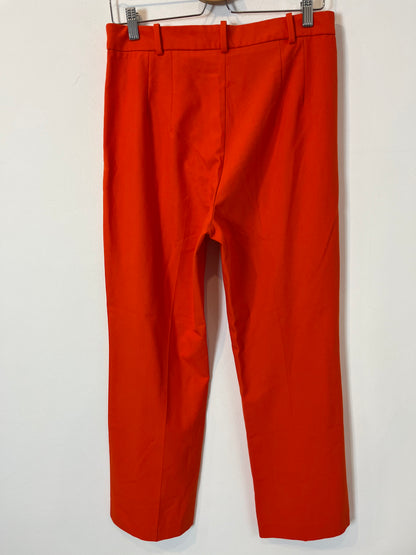 ZARA. Total look naranja chaleco y pantalón. T L/XL