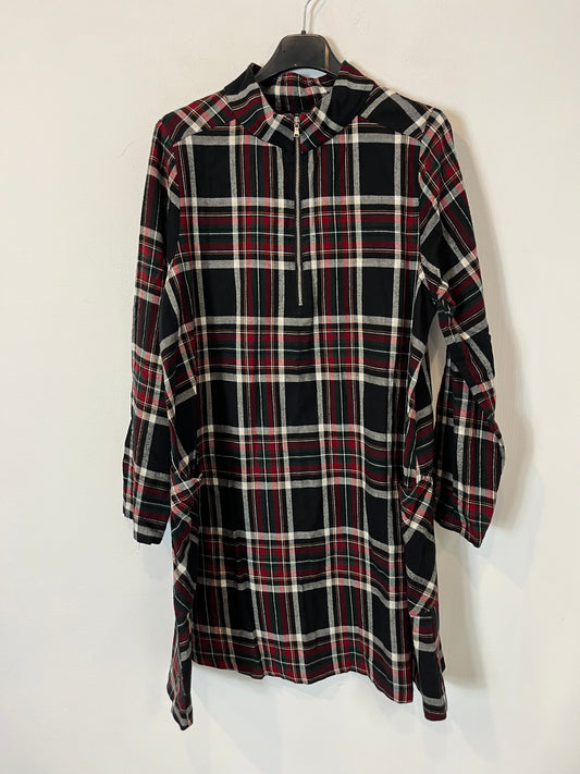 ZARA. Vestido negro cuadros textura. T L