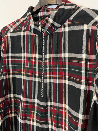 ZARA. Vestido negro cuadros textura. T L