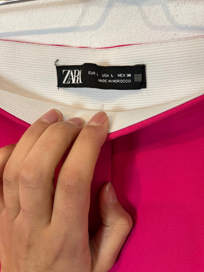 ZARA. Pantalón fucsia pinza. T L