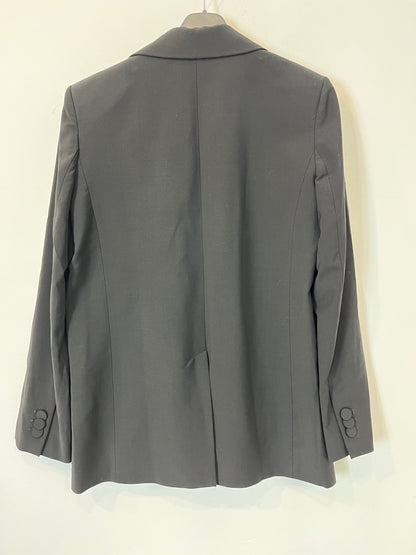 ZARA. Blazer negra solapa blanca satinada. T S