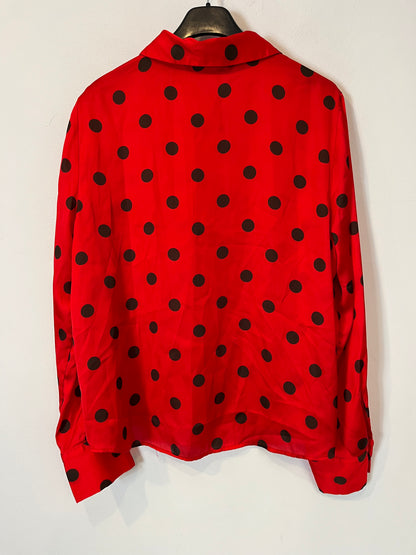 ZARA. Blusa roja satinada lunares. T L