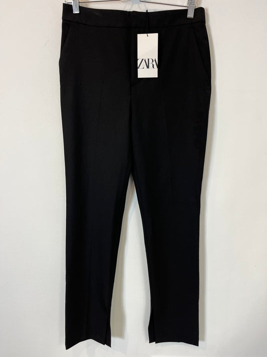 ZARA. Pantalón negro de vestir aberturas. T M