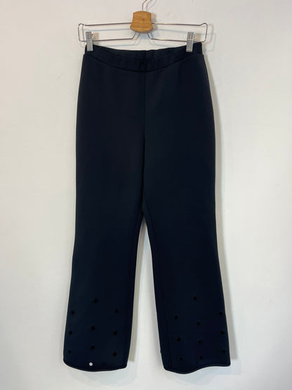 CYNTHIA ROWLEY. Pantalón negro textura. T 8 (38)