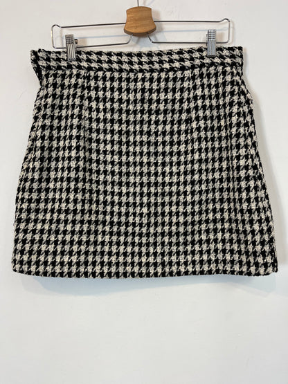 OTRAS. Falda tweed pata de gallo. T 40