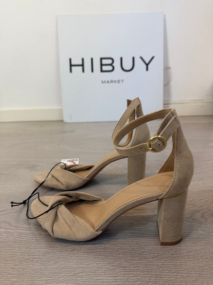 H&M. Sandalias de tacón de ante