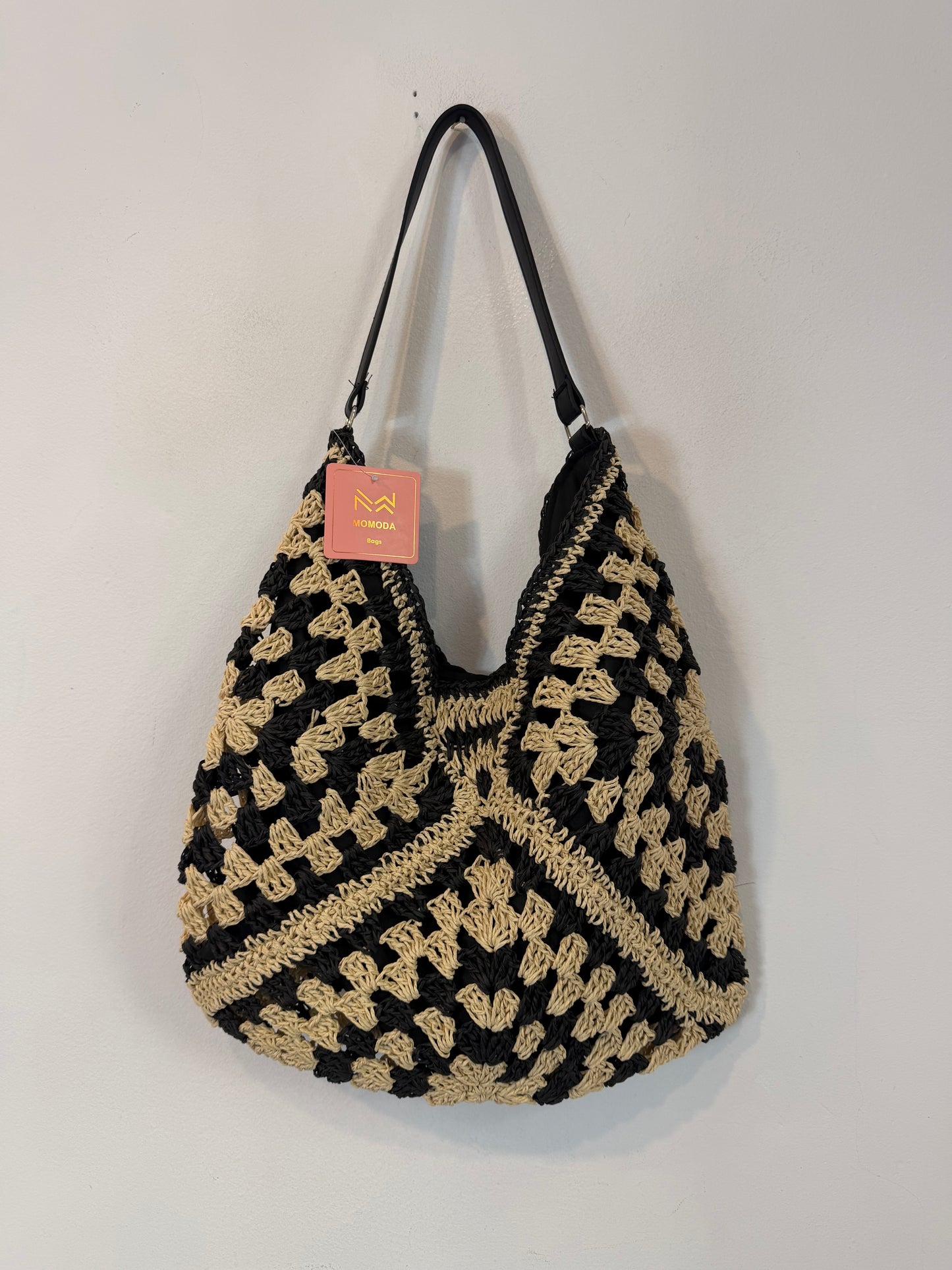 OTRAS. Bolso de hombro de paja diseño de cuadros