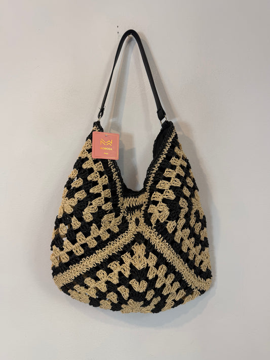 OTRAS. Bolso de hombro de paja diseño de cuadros