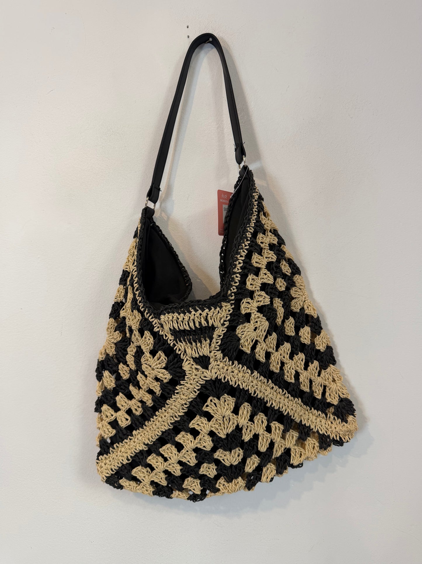OTRAS. Bolso de hombro de paja diseño de cuadros