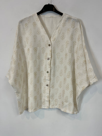 OTRAS. Conjunto blanco fluido estampado hojas. T M/L