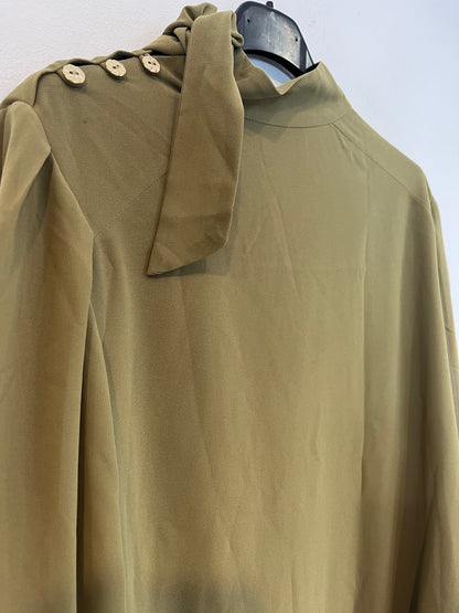 BIMANI. Flowing green blouse with a bow at the neck and gold buttons. Size XL