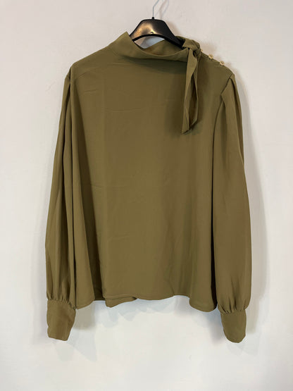 BIMANI. Flowing green blouse with a bow at the neck and gold buttons. Size XL