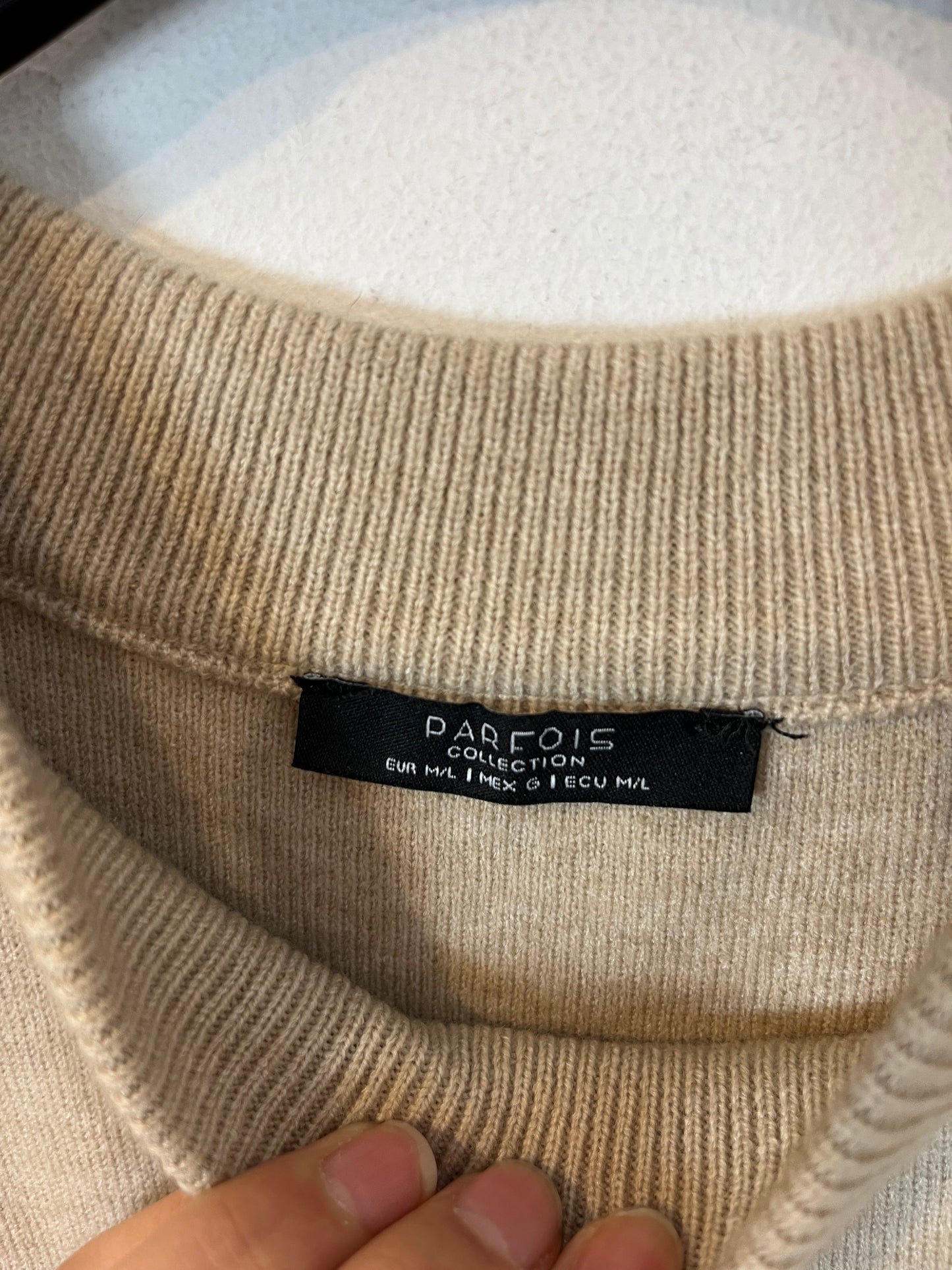 PARFOIS. Beige knitted midi dress. TM/L