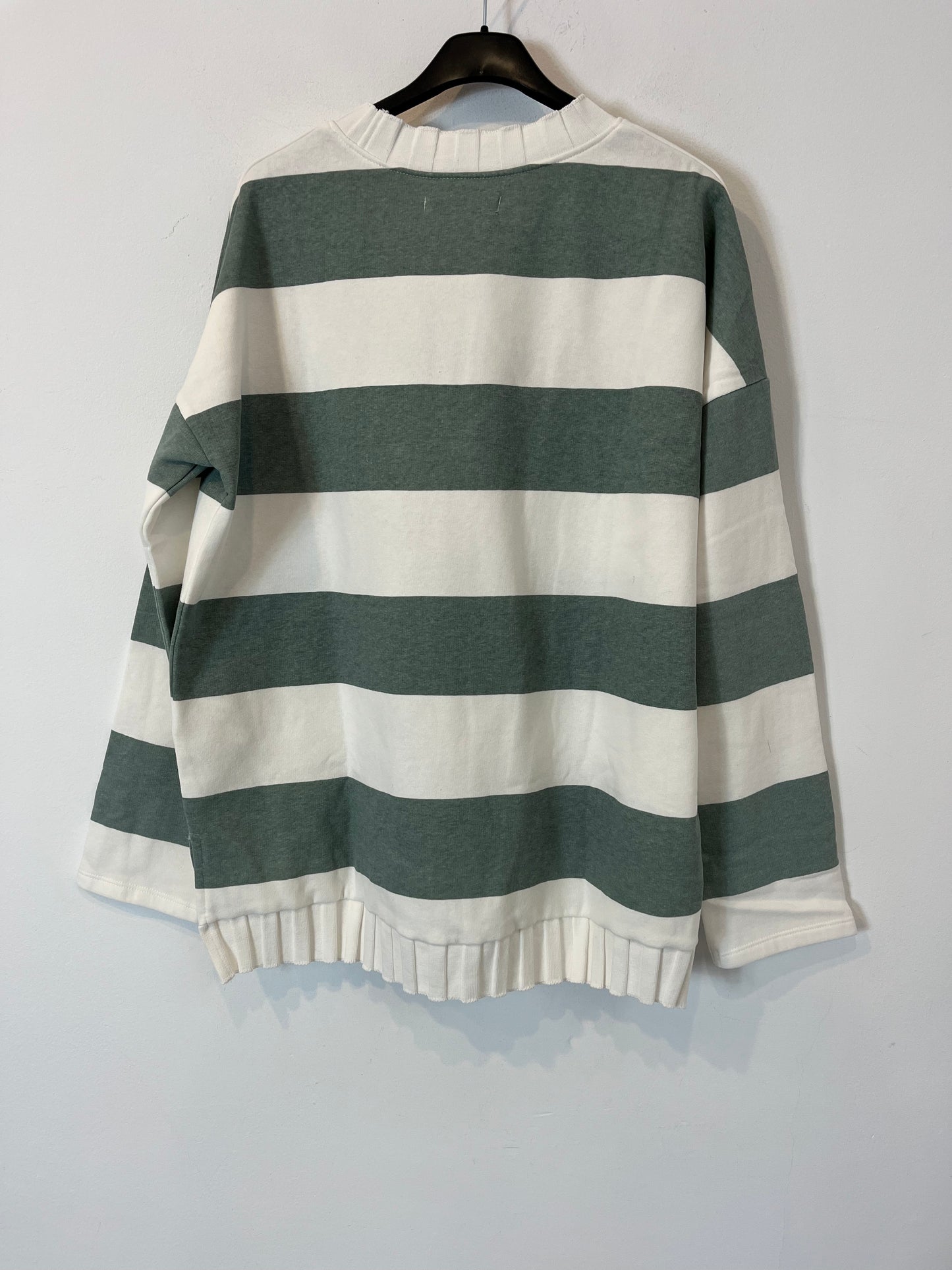 SFERA. Sudadera rayas detalle cuello. T L