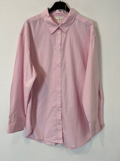 H&amp;M. Light pink oxford shirt. TM