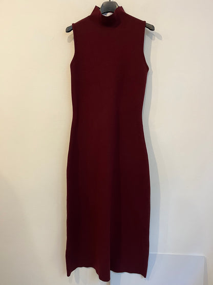 ZARA. Vestido midi burdeo punto elástico. T L