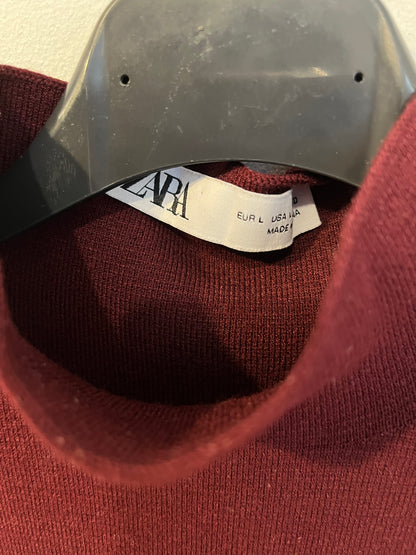 ZARA. Vestido midi burdeo punto elástico. T L