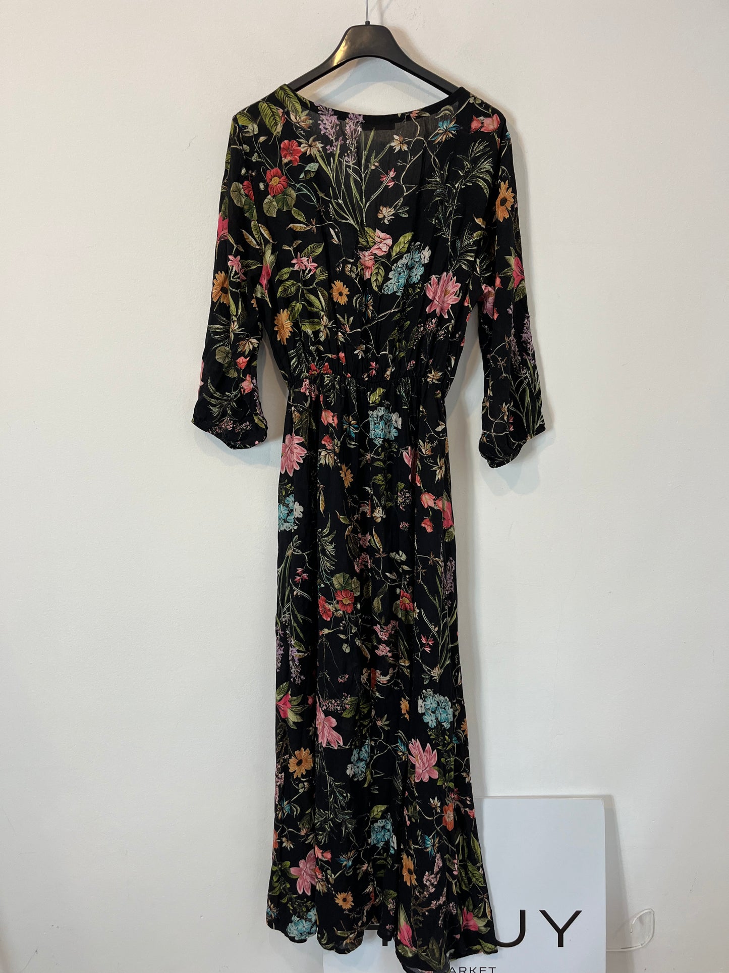 OTRAS. Vestido largo camisero flores. T S