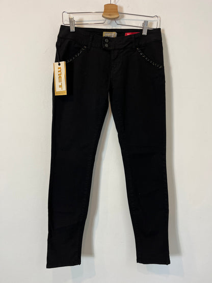 MET. Skinny denim with studs. Size 28 (36)